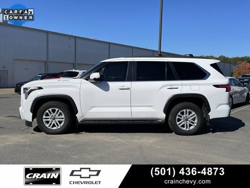 Used 2024 Toyota Sequoia SR5 image 4