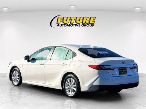 Certified 2025 Toyota Camry LE image 7