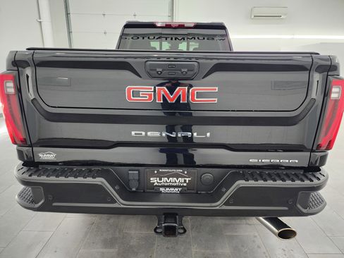 Used 2024 GMC Sierra 2500 Denali w/ Denali Reserve Package image 32