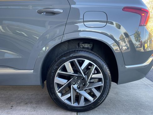 Used 2023 Hyundai Santa Fe Calligraphy image 23
