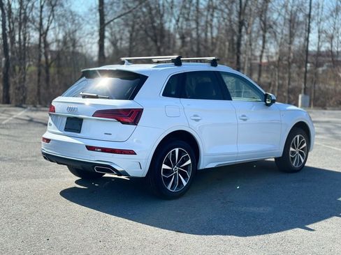 Used 2023 Audi Q5 2.0T Premium Plus w/ Premium Plus Package AWD/4WD image 6