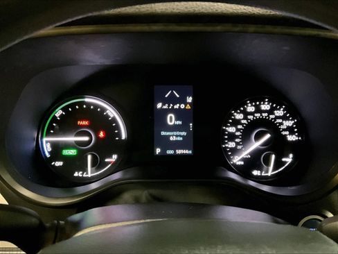Used 2024 Toyota Sienna LE image 26