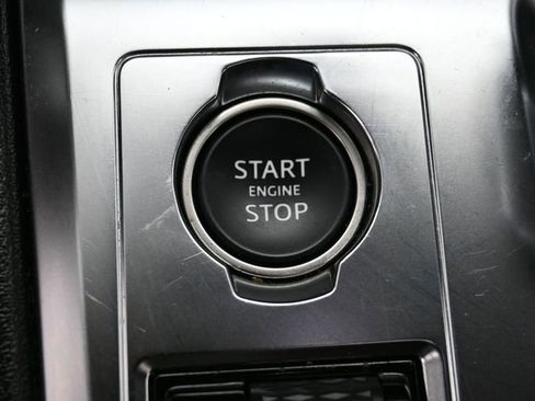 Used 2025 Jaguar F-PACE R-Dynamic S image 27