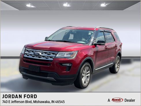 Used 2018 Ford Explorer XLT w/ Equipment Group 201A AWD/4WD image 1