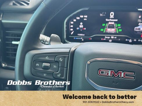 Used 2025 GMC Sierra 1500 AT4 AWD/4WD image 19