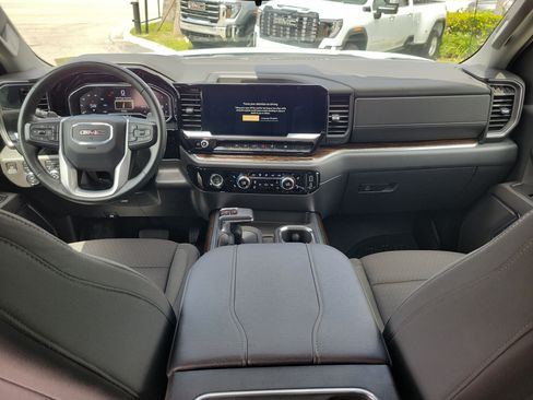 Used 2023 GMC Sierra 1500 Elevation AWD/4WD image 16