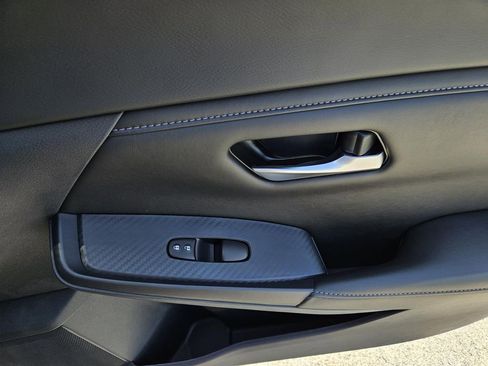 New 2025 Nissan Sentra SV w/ Trunk Package image 6