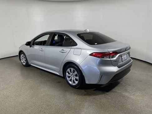 Certified 2023 Toyota Corolla LE w/ Carpet Mat Package (TMS) FWD image 5