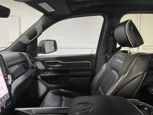 Used 2025 RAM 1500 Laramie w/ Night Edition AWD/4WD image 13