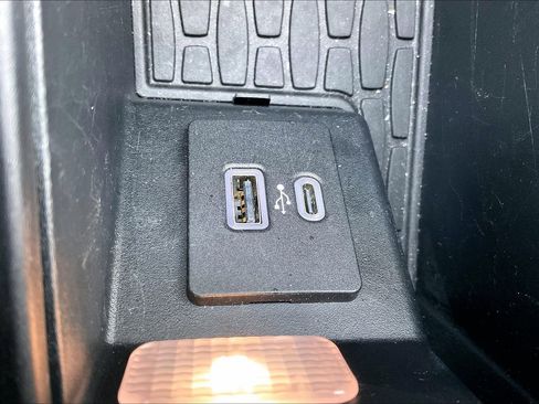 Used 2022 Lincoln Aviator 2WD image 16