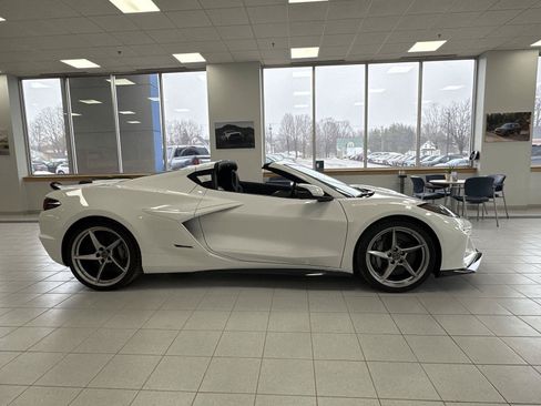New 2025 Chevrolet Corvette E-Ray w/ ZER Performance Package AWD/4WD image 4