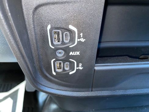 Used 2022 RAM 2500 Tradesman AWD/4WD image 34