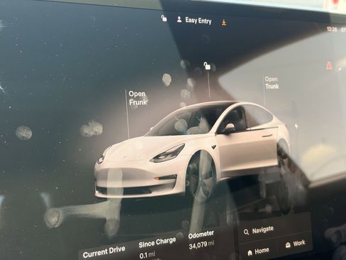 Used 2023 Tesla Model 3 Standard Range RWD image 21