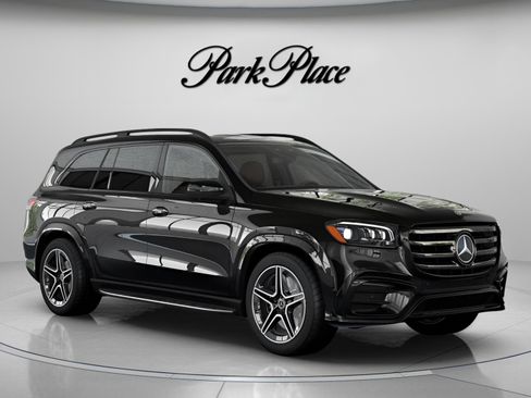 New 2026 Mercedes-Benz GLS 450 4MATIC image 32