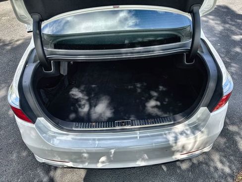 Used 2016 Kia K900 Luxury RWD image 31