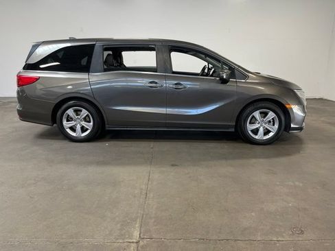 Used 2019 Honda Odyssey EX image 2