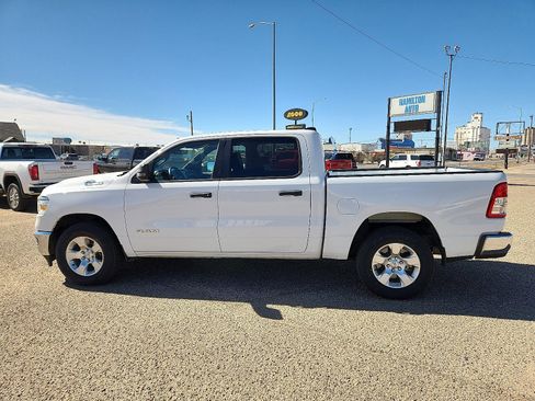 Used 2024 RAM 1500 Lone Star image 2