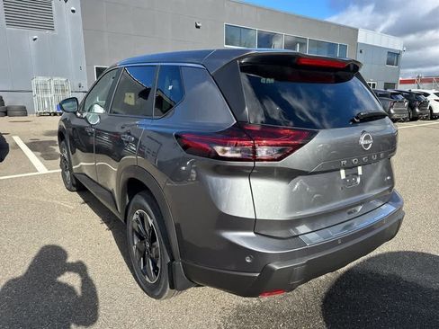 New 2026 Nissan Rogue SV image 5