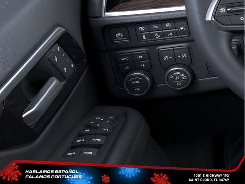 New 2026 Chevrolet Suburban LT w/ Comfort Package AWD/4WD image 23