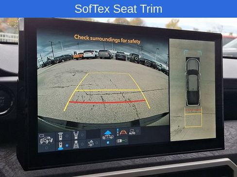 Used 2025 Toyota Tacoma Limited image 23