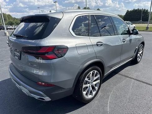 Used 2024 BMW X5 xDrive40i w/ Premium Package AWD/4WD image 6