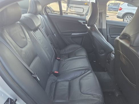 Used 2012 Volvo S60 T5 image 16