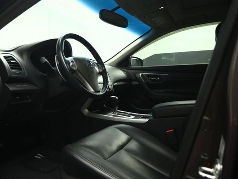 Used 2013 Nissan Altima 3.5 SL FWD image 47