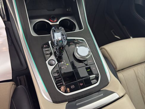 Used 2020 BMW X7 M50i AWD/4WD image 25