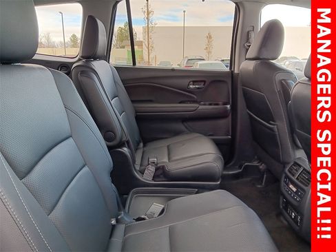 Used 2022 Honda Pilot Elite image 31