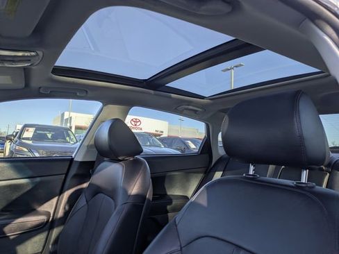 Used 2019 Kia Optima EX w/ EX Premium Package image 28