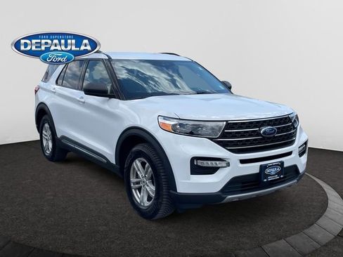 Used 2021 Ford Explorer XLT w/ Equipment Group 202A AWD/4WD image 9