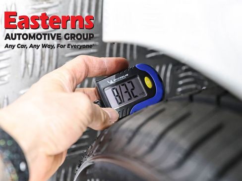 Used 2023 Tesla Model 3 Standard Range image 21