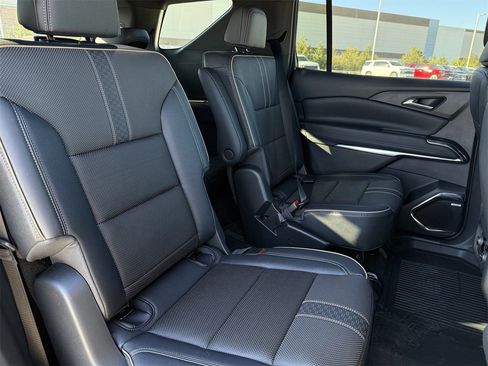 New 2026 Chevrolet Traverse High Country image 27