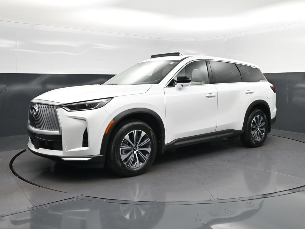 Used 2026 INFINITI QX60 Pure w/ Cargo Package FWD image 3