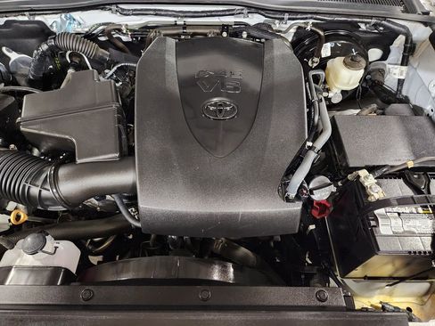 Used 2022 Toyota Tacoma SR5 image 51