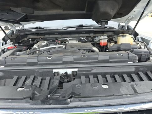 Used 2022 GMC Sierra 2500 AT4 w/ AT4 Preferred Package AWD/4WD image 15