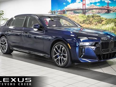 Used 2024 BMW 740i xDrive AWD/4WD image 1