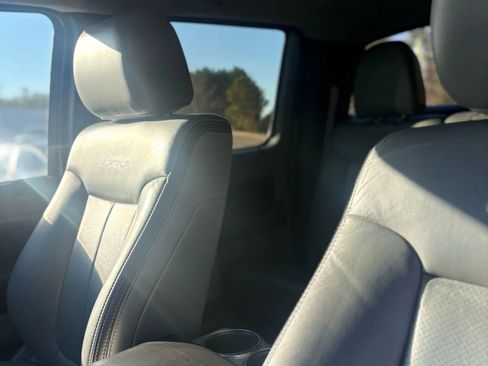 Used 2012 Ford F150 Platinum image 7