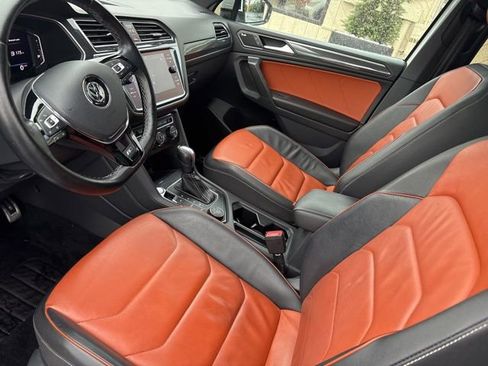 Used 2021 Volkswagen Tiguan SEL Premium R-Line w/ 3rd Row Seat Package AWD/4WD image 5