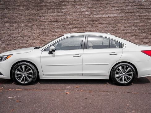 Used 2015 Subaru Legacy 2.5i Limited image 10