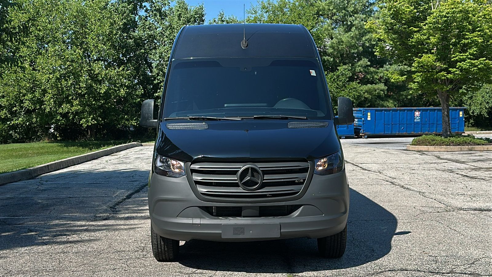 Used 2023 Mercedes-Benz Sprinter 2500 image 3