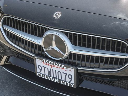 Used 2025 Mercedes-Benz C 300 Sedan image 6