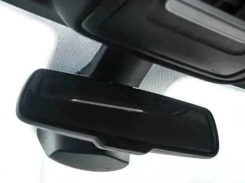 Used 2019 RAM 2500 Laramie w/ Black Appearance Package AWD/4WD image 25