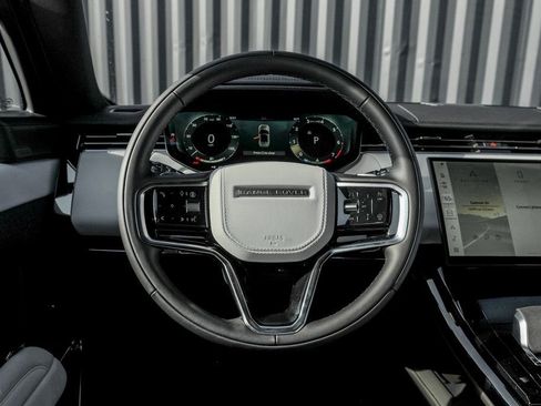 New 2025 Land Rover Range Rover Sport SE image 19