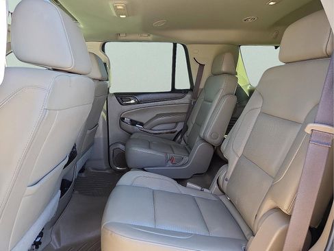Used 2020 GMC Yukon SLT w/ Premium Edition image 10