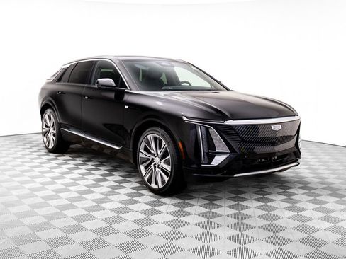 Certified 2024 Cadillac Lyriq Luxury w/ LPO, Floor Liner Package image 8