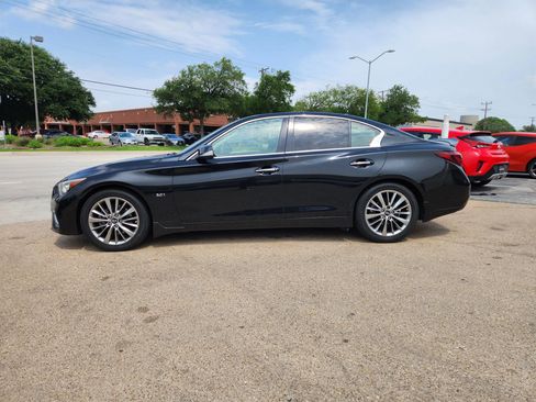 Used 2018 INFINITI Q50 Luxe w/ Essential Package (3.0T Luxe) RWD image 2