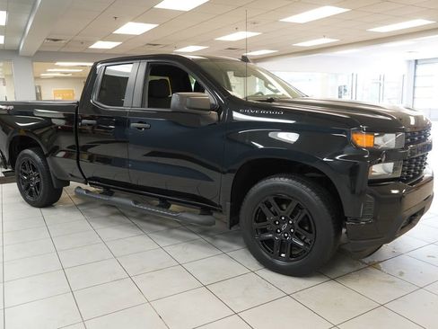 Used 2021 Chevrolet Silverado 1500 Custom w/ Rally Edition AWD/4WD image 13