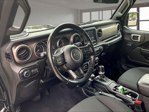 Used 2020 Jeep Wrangler Unlimited Sport S AWD/4WD image 16