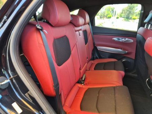 Used 2022 Genesis GV70 2.5T w/ Sport Prestige Package AWD/4WD image 20